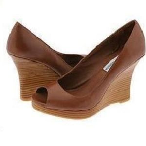 Steve Madden Peep Toe 4 in Brown leather Wedge